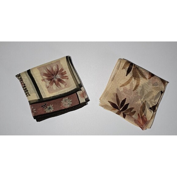 Vintage Lot Of 2 Earh Tone Square Scarves Aprox. 21 x 21 In - Picture 1 of 5